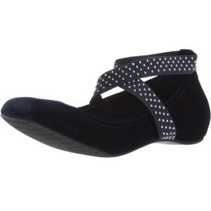 Kenneth Cole: Reaction Gen-Eral Ankle-Strap Ballet Flats Velvet 6.5
